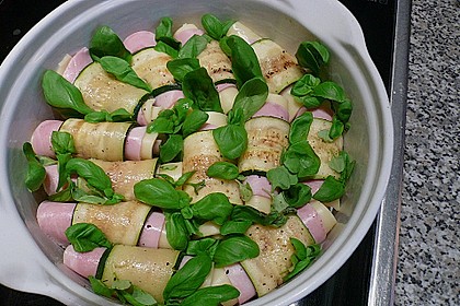 Zucchini - Schinkenr&ouml;llchen &uuml;berbacken 43