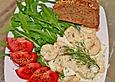 Garnelen - Ei - Salat auf Rucola