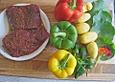 Strau&szlig;ensteaks mit Paprikaw&uuml;rfeln und einem Kresse - Kartoffelstampf