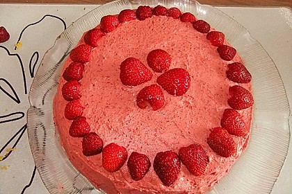 Erdbeer - Vanille - Buttercreme 45