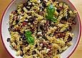 Nudelsalat mit Feta, Oliven und getrockneten Tomaten