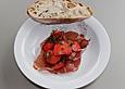 Scharfe Erdbeeren im Serrano - Nest mit einer leichten Honig - Himbeer - Vinaigrette