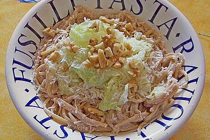 Wirsing - Spaghetti mit Walnuss - Sauce