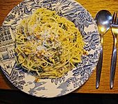 Wirsing - Spaghetti mit Walnuss - Sauce (Bild)