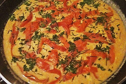 Omelett mit ger&auml;uchertem Lachs