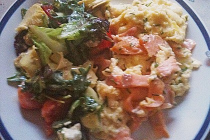 Omelett mit ger&auml;uchertem Lachs 1
