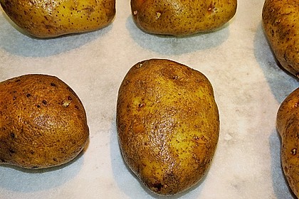 Backkartoffeln mit Frühlingsquark 10