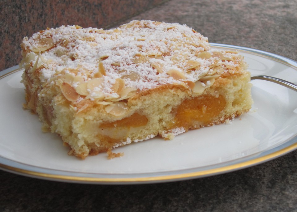 Marillen - Blechkuchen (Rezept mit Bild) von mima53 | Chefkoch.de