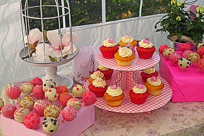 Red Velvet Cupcakes - für besondere Anlässe 1