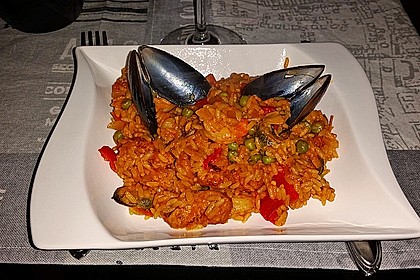 Rafis Fisch Paella 11