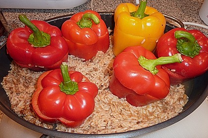 Gefüllte Paprika mit Hackfleisch und Reis 2