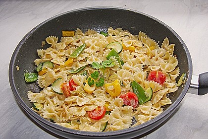 Schnelle Nudelpfanne 1