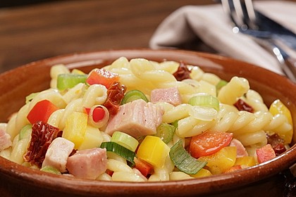 Nudelsalat 11