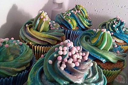 Rainbow Cupcakes 9