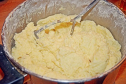 Kl&ouml;&szlig;e 4