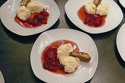 Amarettomousse mit Zimtpflaumen 5