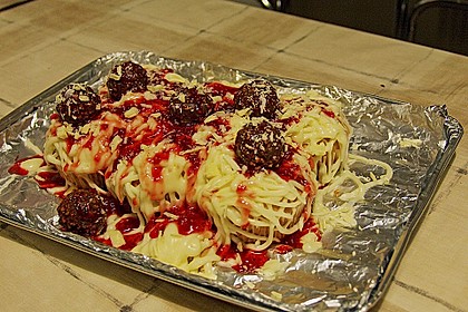 Meatball Spaghetti Cupcakes 2
