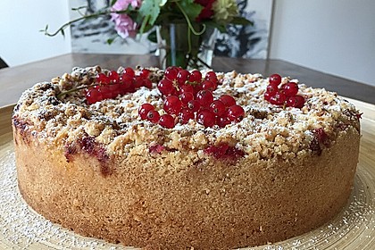 Johannisbeer - Käsekuchen mit Streusel 12