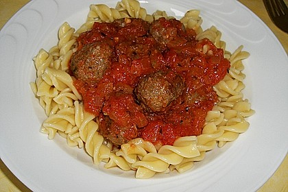 Albondigas in Tomatensauce 7