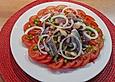 R&auml;uchermatjes im Tomatensalat