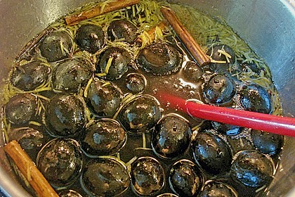 Schwarze Nüsse 1