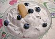 Heidelbeerdessert mit Biskotten