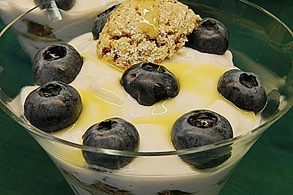 Heidelbeerdessert mit Biskotten 4