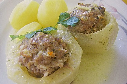Gef&uuml;llte Kohlrabi mit Rahmsauce