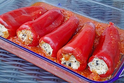 Gef&uuml;llte Spitzpaprika mit Couscous 1