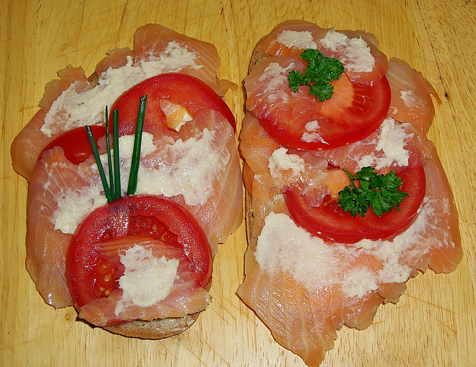 Lachs - Tomaten Brote (Rezept mit Bild) von Kerstin38 | Chefkoch.de