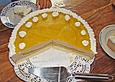 Quark - Sahne - Torte mit Pfirsichcremef&uuml;llung