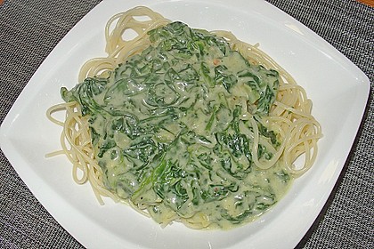 Spaghetti mit Kokosspinat 9
