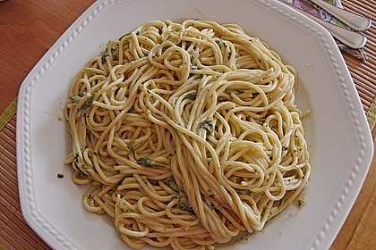 Spaghetti mit Kokosspinat 8