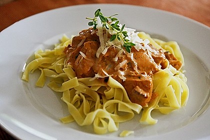 Tagliatelle in Lachs - Pernod - Sauce
