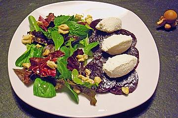 Rote Bete - Salat mit Käsenocken