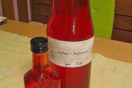 Balsamico - Erdbeer - Essig 7