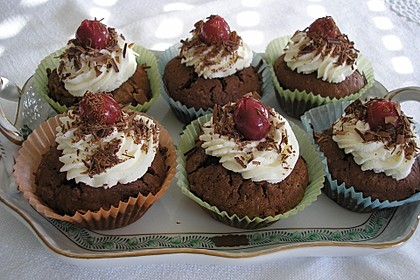 Schwarzwälder Kirsch Cupcakes 83