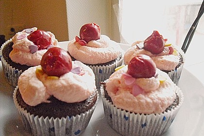 Schwarzwälder Kirsch Cupcakes 204