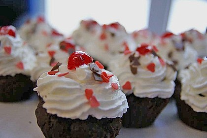 Schwarzwälder Kirsch Cupcakes 110