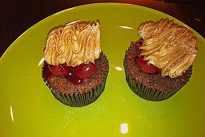 Schwarzwälder Kirsch Cupcakes 205