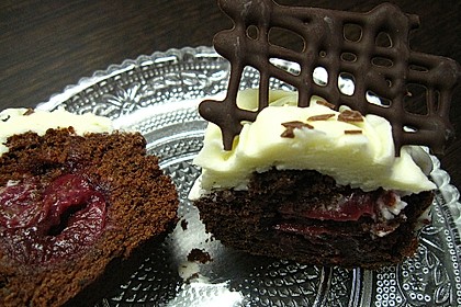 Schwarzwälder Kirsch Cupcakes 158