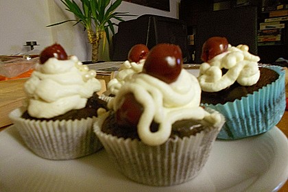 Schwarzwälder Kirsch Cupcakes 209