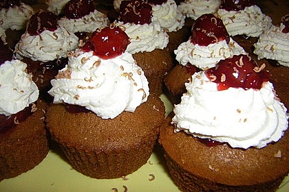 Schwarzwälder Kirsch Cupcakes 164