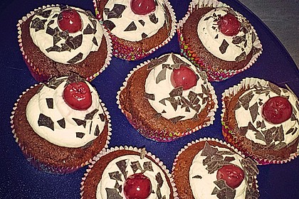 Schwarzwälder Kirsch Cupcakes 170