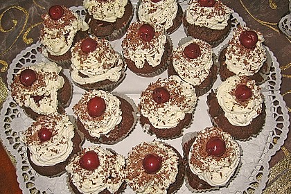 Schwarzwälder Kirsch Cupcakes 112