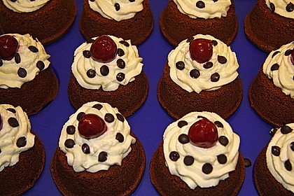 Schwarzwälder Kirsch Cupcakes 88