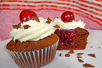 Schwarzwälder Kirsch Cupcakes 46