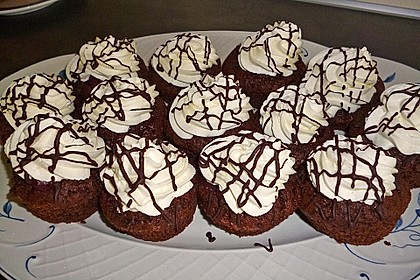 Schwarzwälder Kirsch Cupcakes 160