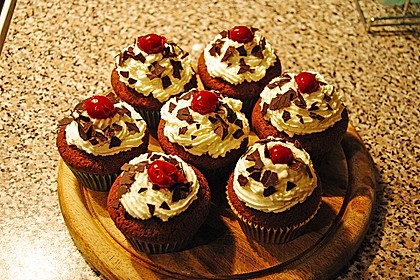 Schwarzwälder Kirsch Cupcakes 94