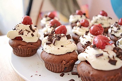 Schwarzwälder Kirsch Cupcakes 38
